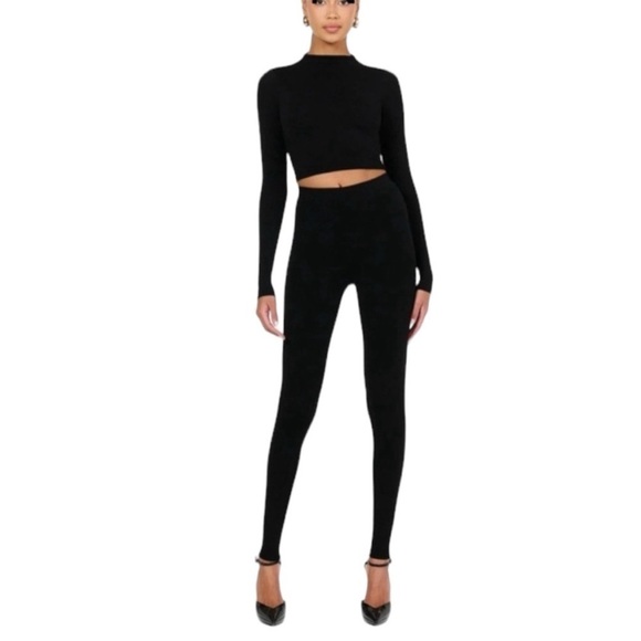 naked wardrobe Pants - NWOT Naked Wardrobe Ribbed Sculpt High Rise Leggings Large Black